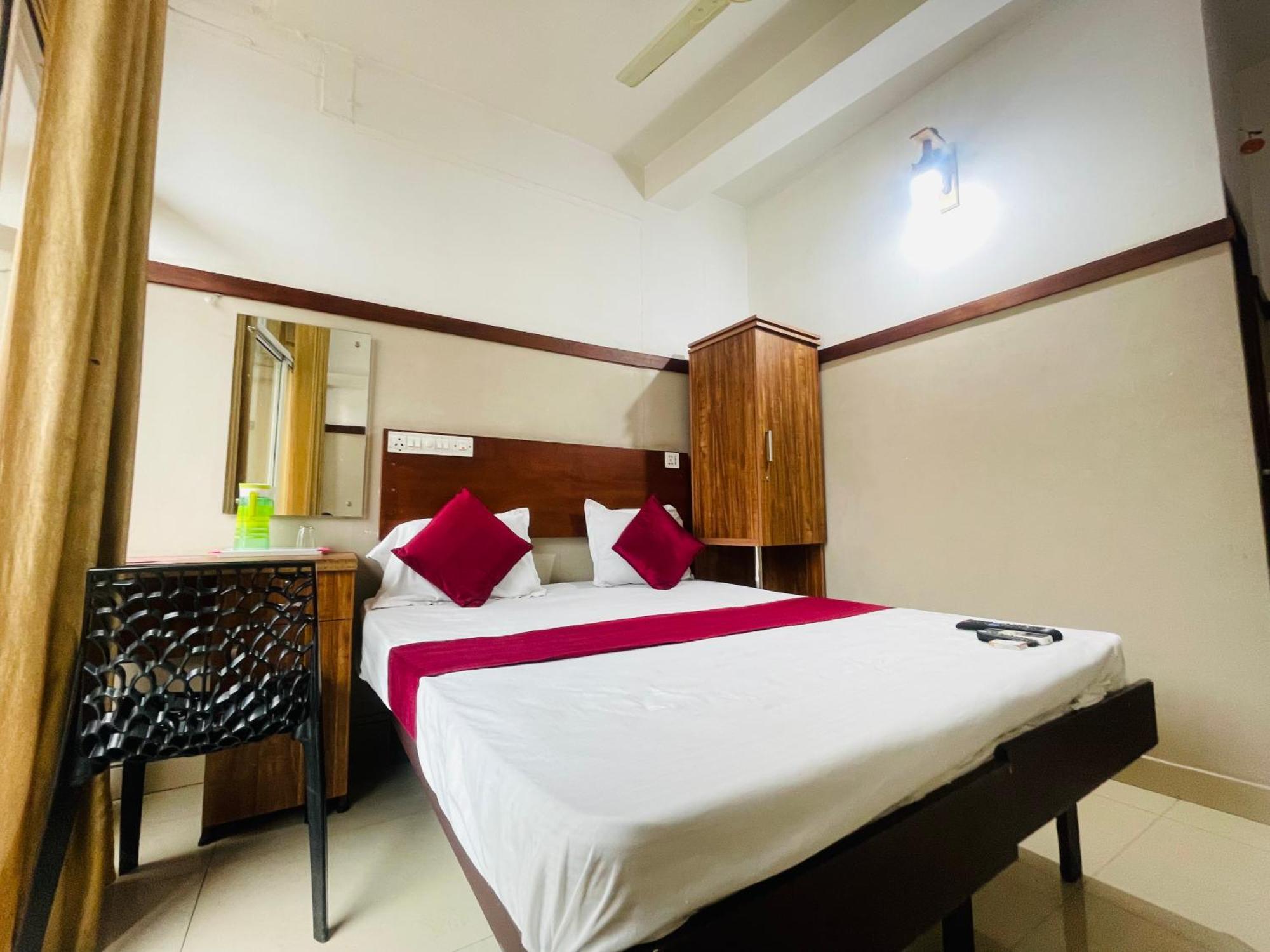 Rio Rooms Mims Calicut Calecute Exterior foto
